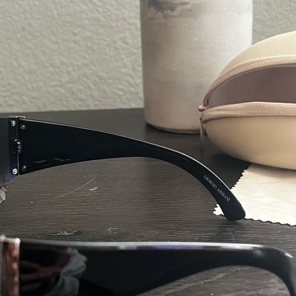 Authentic Vintage GIORGIO ARMANI retro sunglasses - Picture 4 of 9